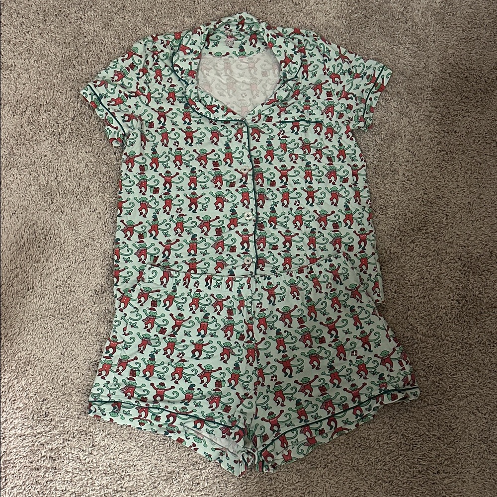 Roller Rabbit Money Mas Christmas pajamas Sz L